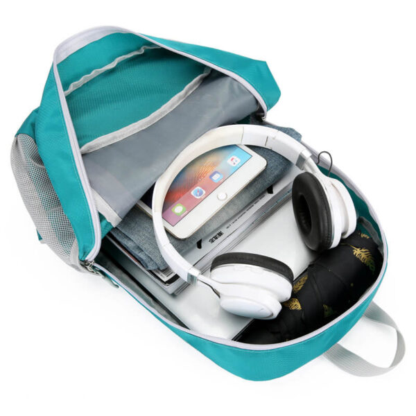 lightweight hiking backpack